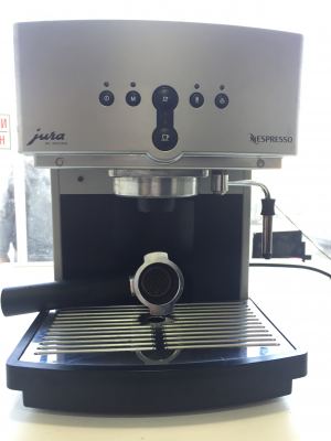 Кафемашина Jura Nespresso с капси